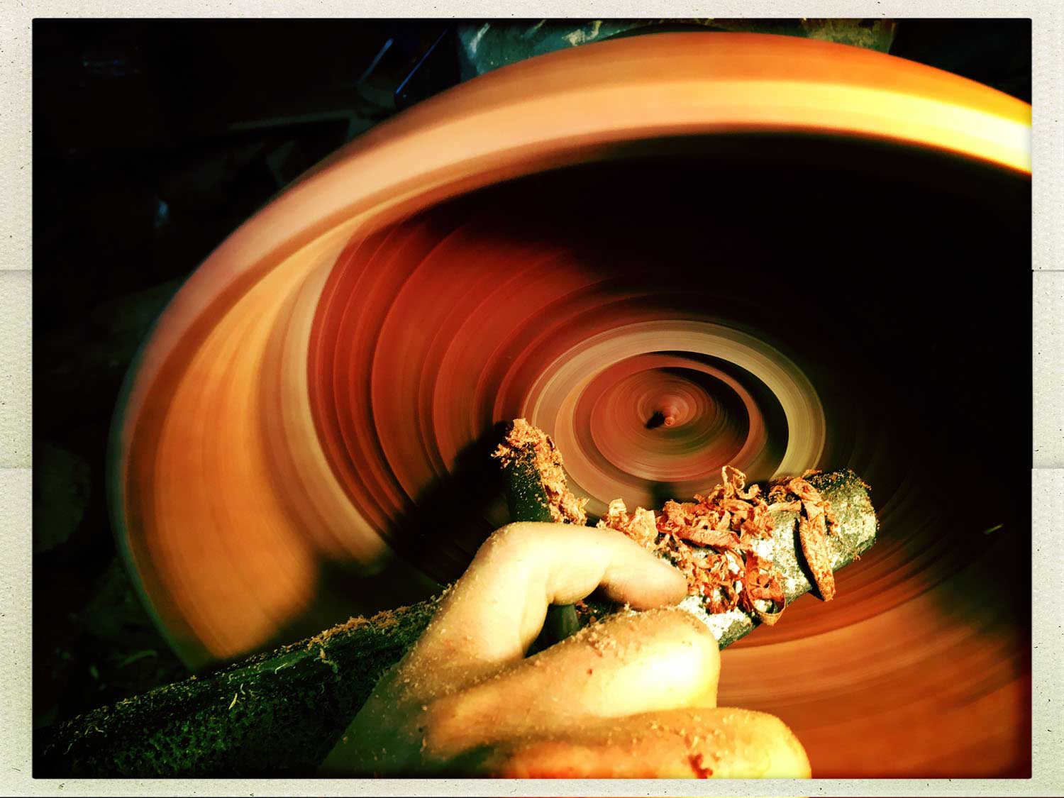 Turning a wooden bowl