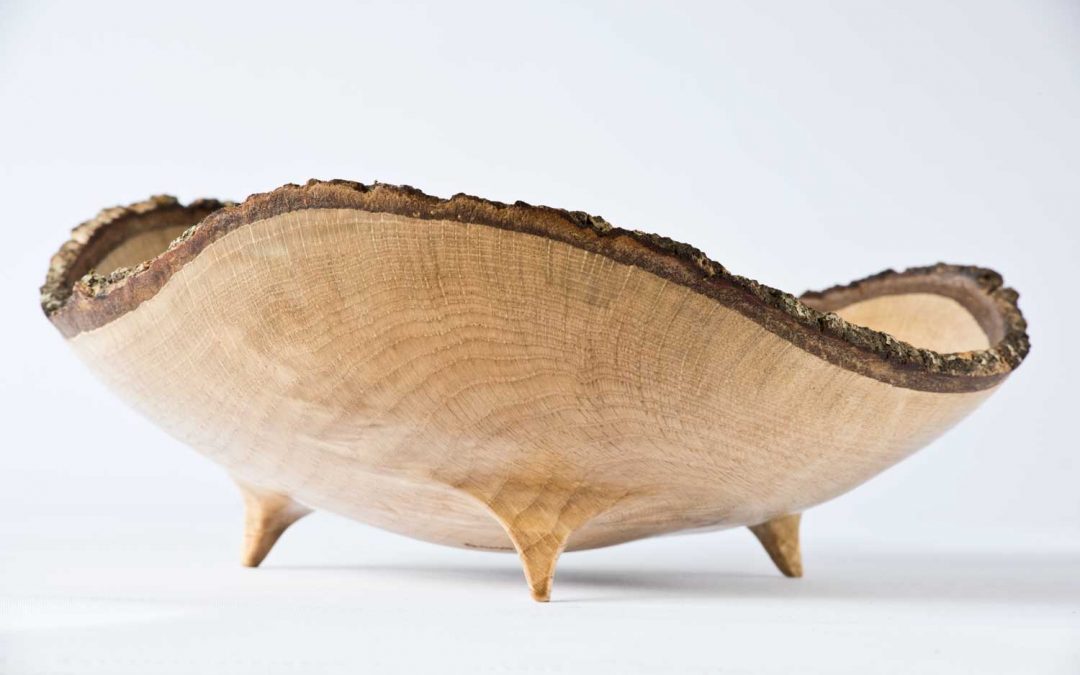 Bark Rimmed Oak Wooden Bowl No251 (2019)