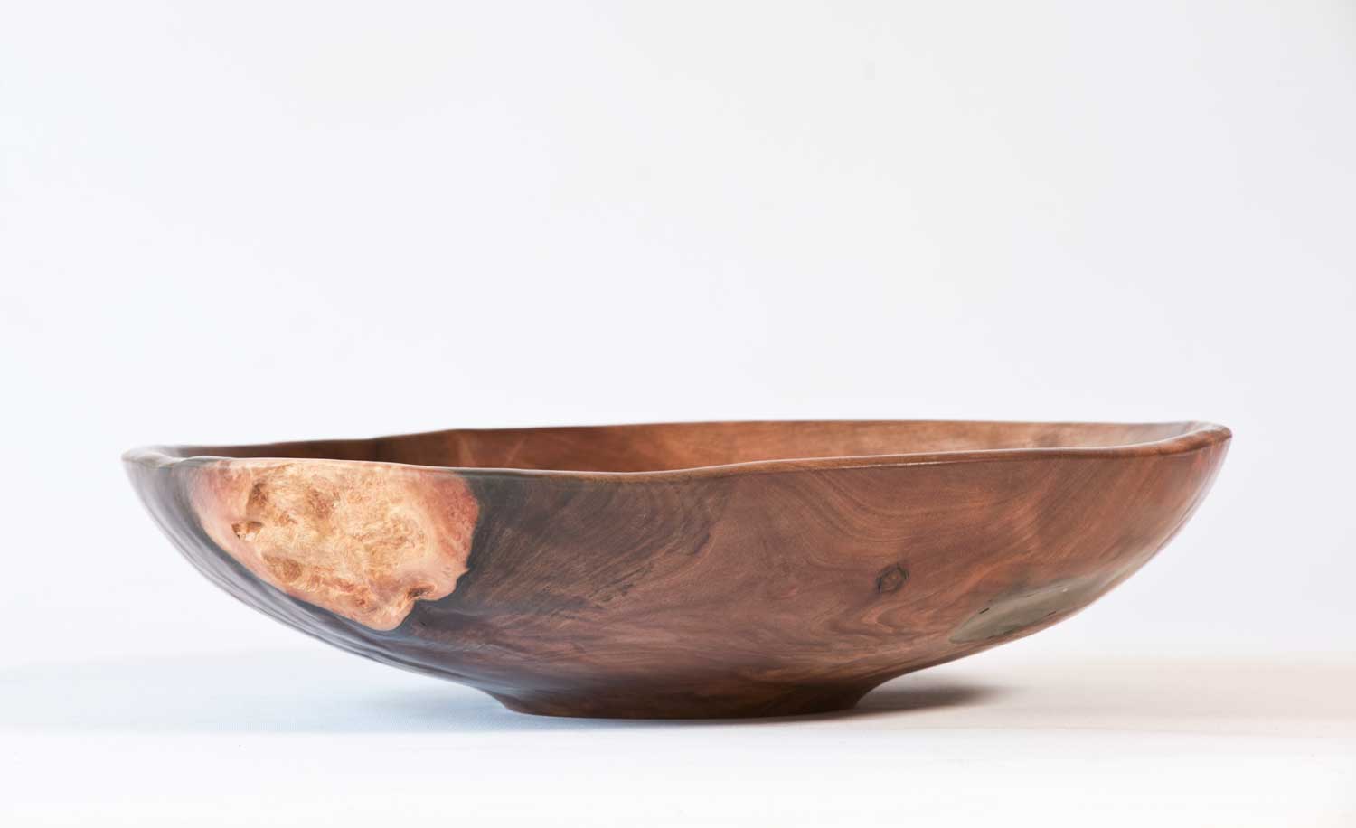 No496_bark_reveal_pohutukawa_wood_bowl Three Legged Oak Wooden Bowl