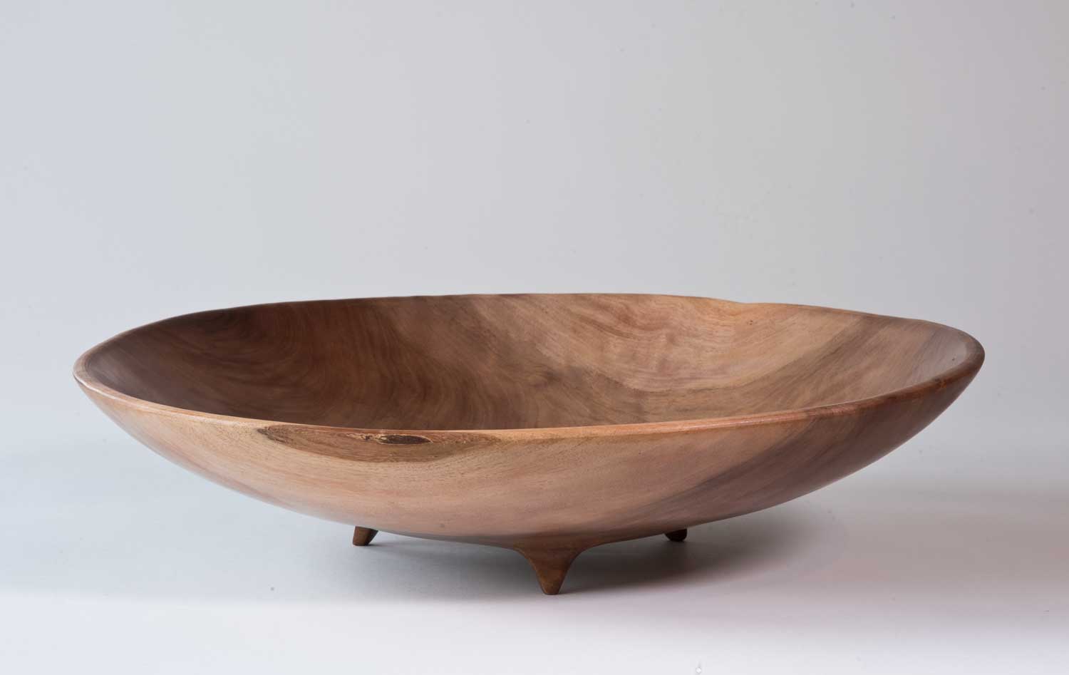 No578-Large-Three-Legged-Pohutukawa-Bowl