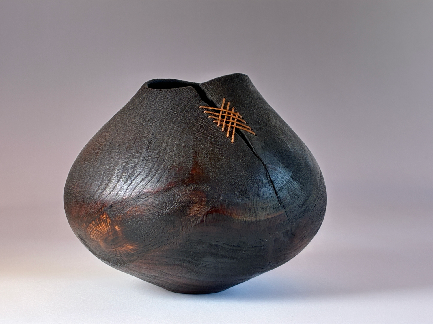 AV03-Wooden-Art-Vessel-AV03.webp