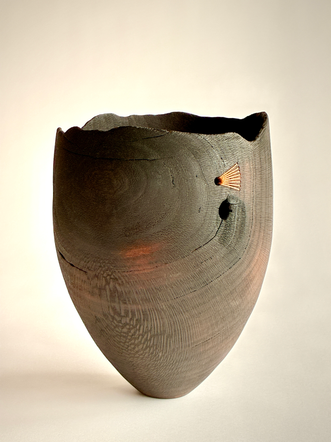 AV21_8983_Wooden-Art-Vessel.webp