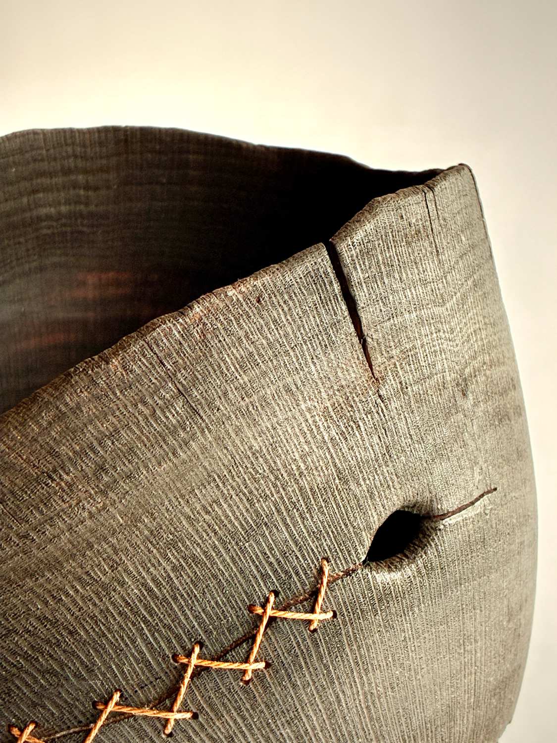 AV22_8991_Wooden-Art-Vessel.webp